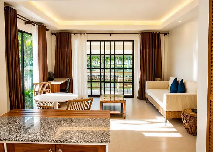 Golden Sands Destination 리조트 Daanbantayan