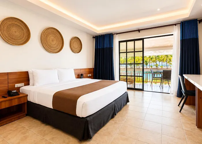 Golden Sands Destination 3* Daanbantayan
