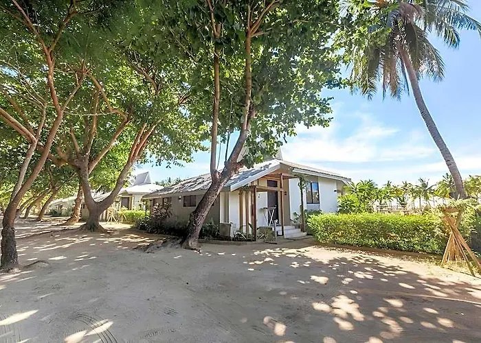 Golden Sands Destination Daanbantayan