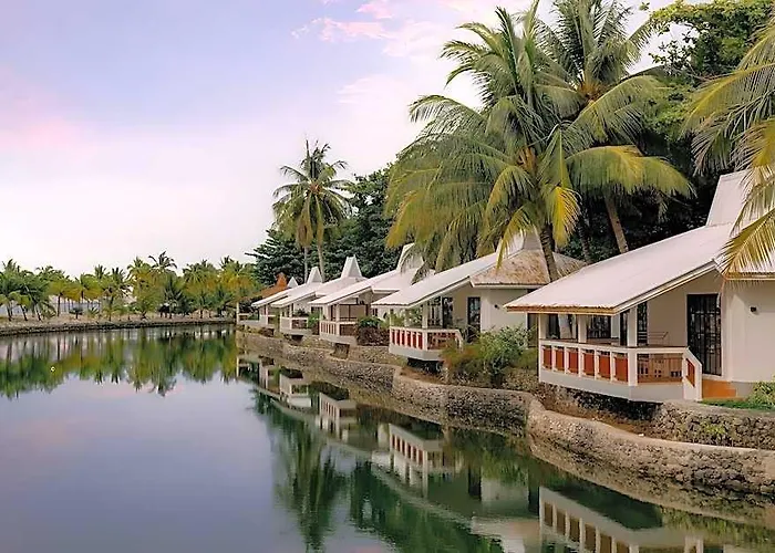Golden Sands Destination 3* Daanbantayan