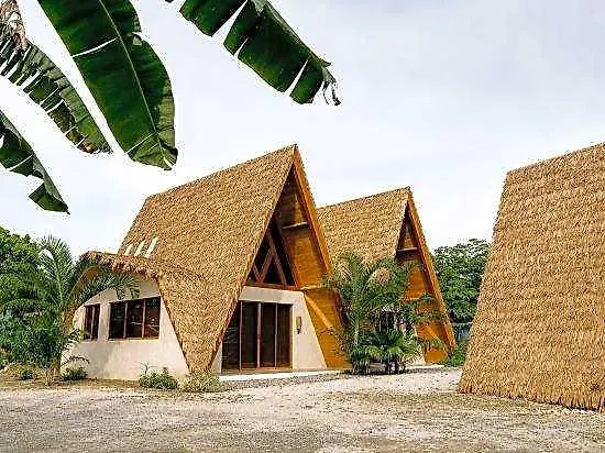 Golden Sands Destination 3* Daanbantayan